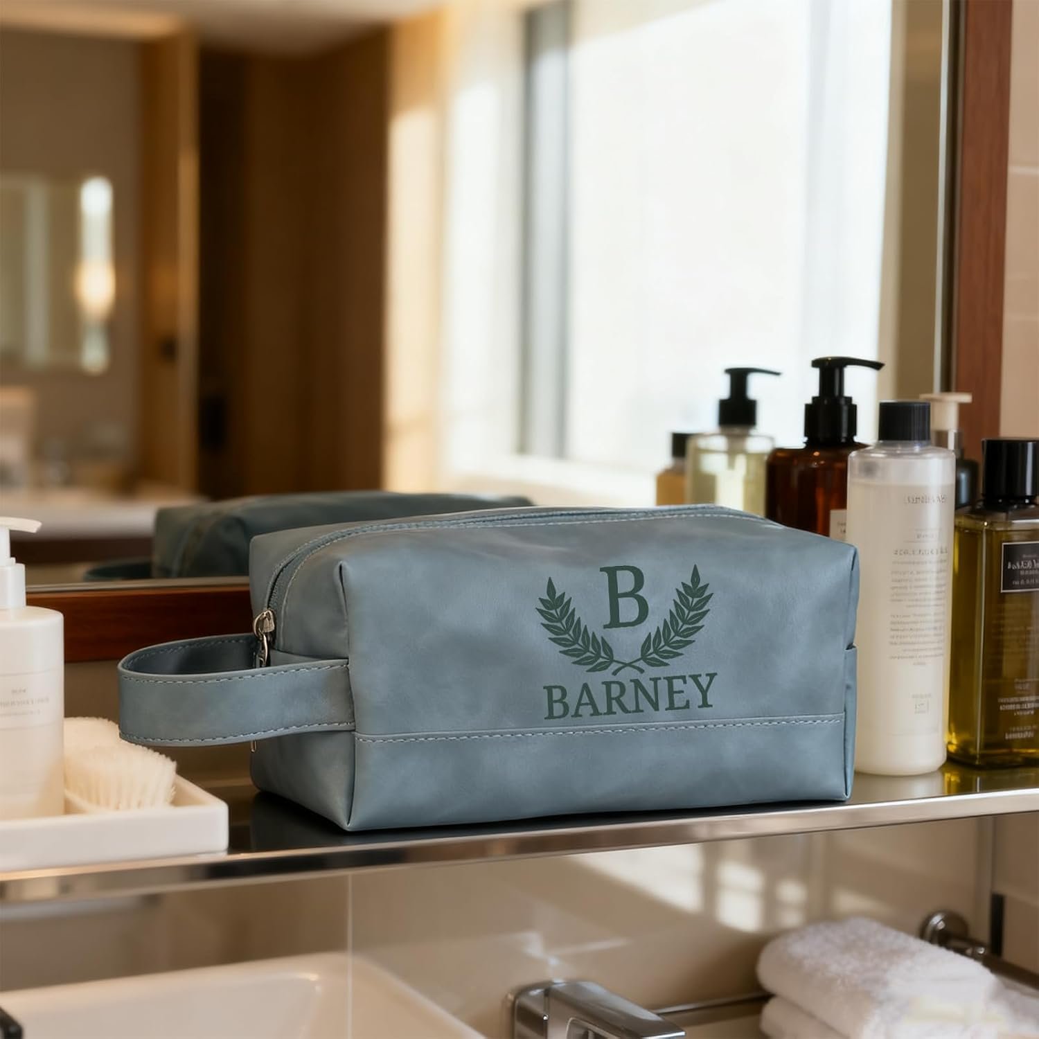 Private Label Toiletry Bag for Men Custom Logo Engraved Leather Travel Bag Manufacturer Groomsmen Gifts