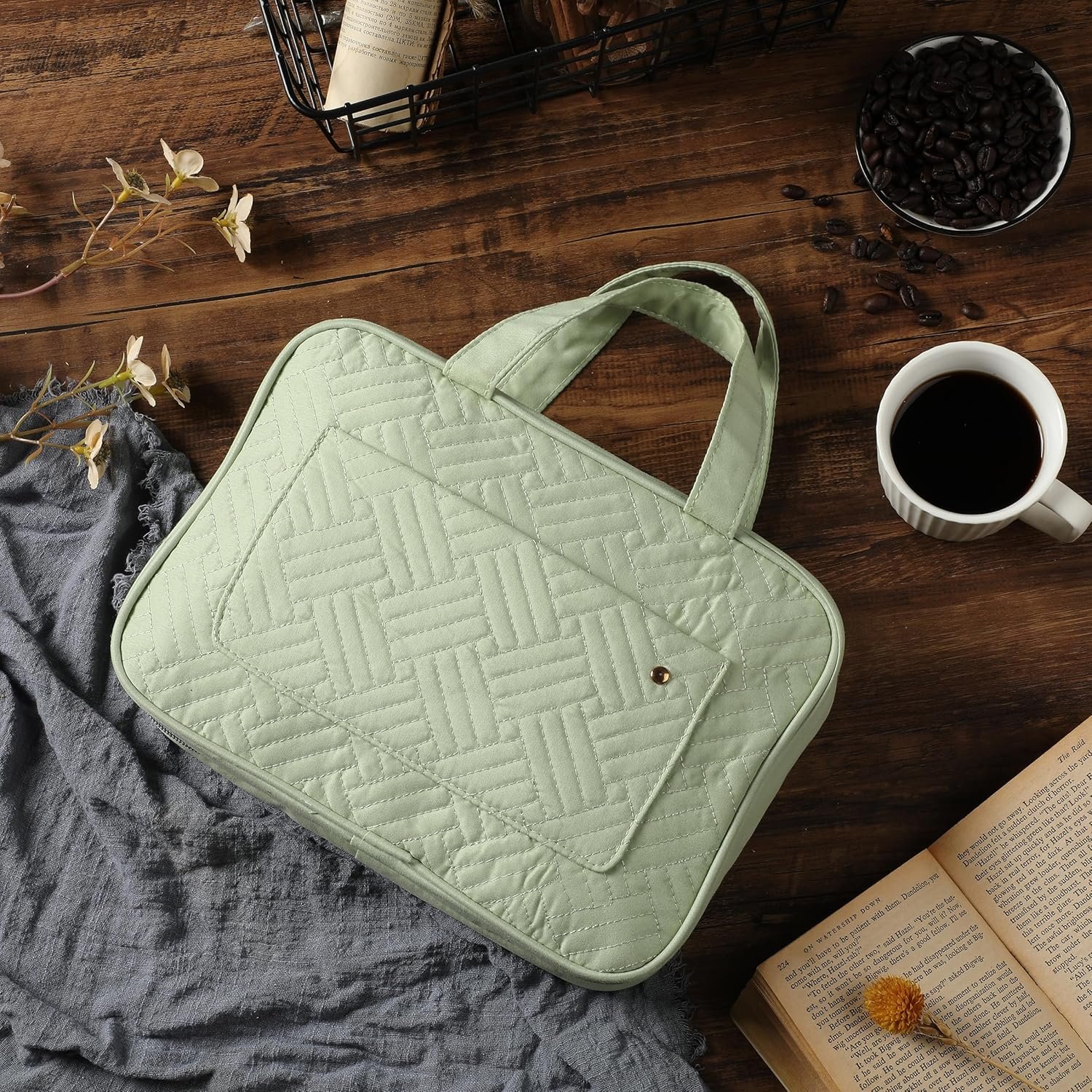 Private Label Green Travel Toiletry Bag Organizers Custom Logo Makeup Bag with Hanging Hook Water-Resistant Factory Private Label Green Travel Toiletry Bag Organizers Custom Logo Makeup Bag with Hanging Hook Water-Resistant Factory