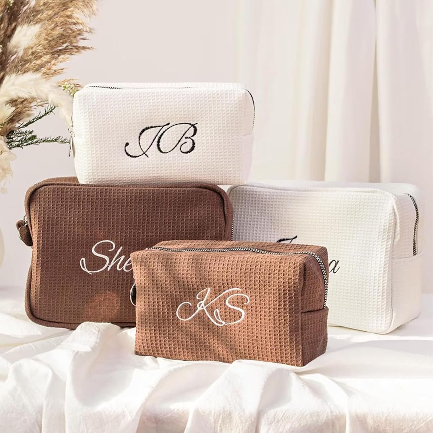 Private Label Personalized Waffle Makeup Toiletry Bag Custom Logo Initials Embroidered White Modern Bridal Bridesmaid Gift Manufacturer