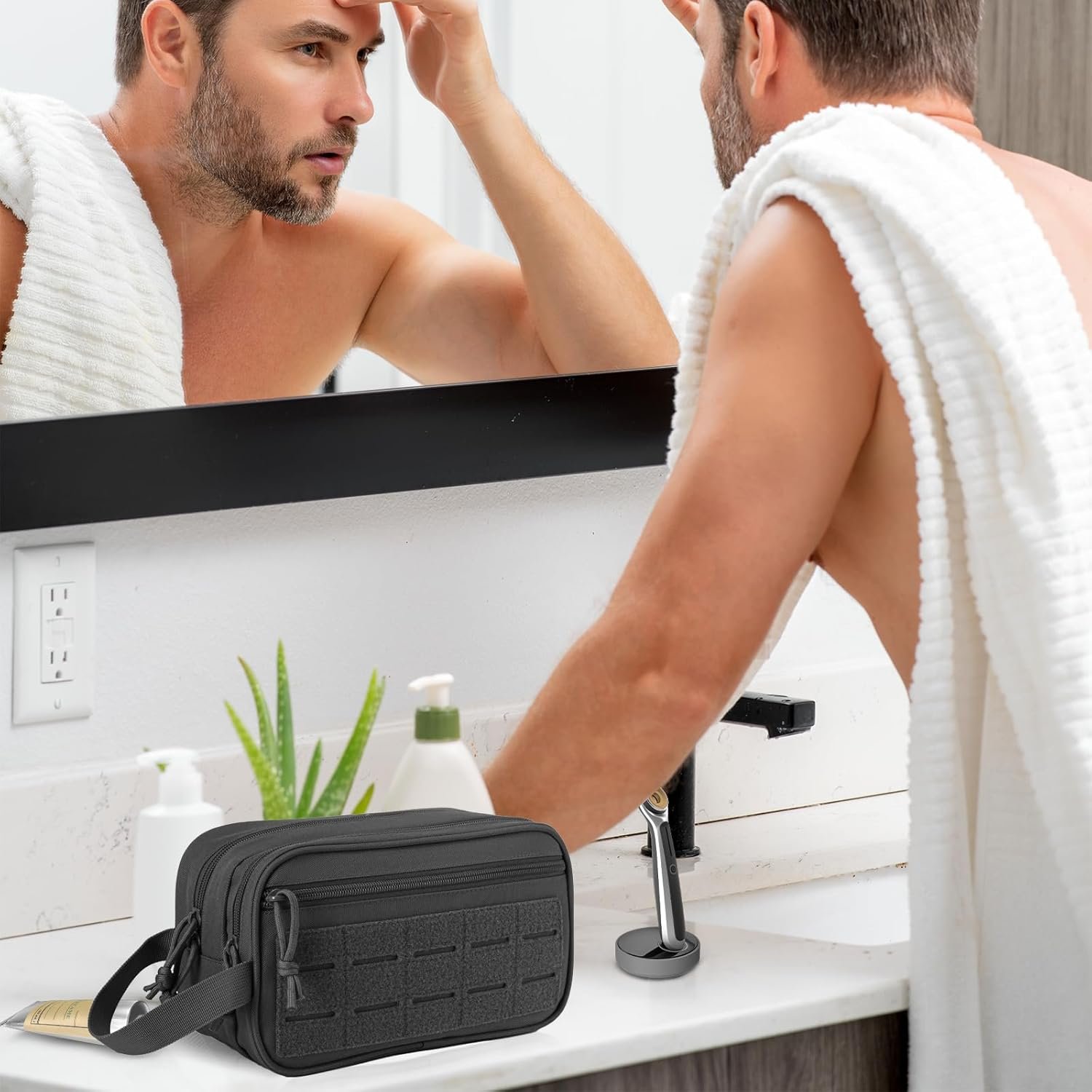 Custom Logo Tactical Toiletry Bag for Men Hygiene EDC Military MOLLE Pouches Small Dopp Kit Manufacturer Mens Shaving Kit Private Label Travel Shower Bag