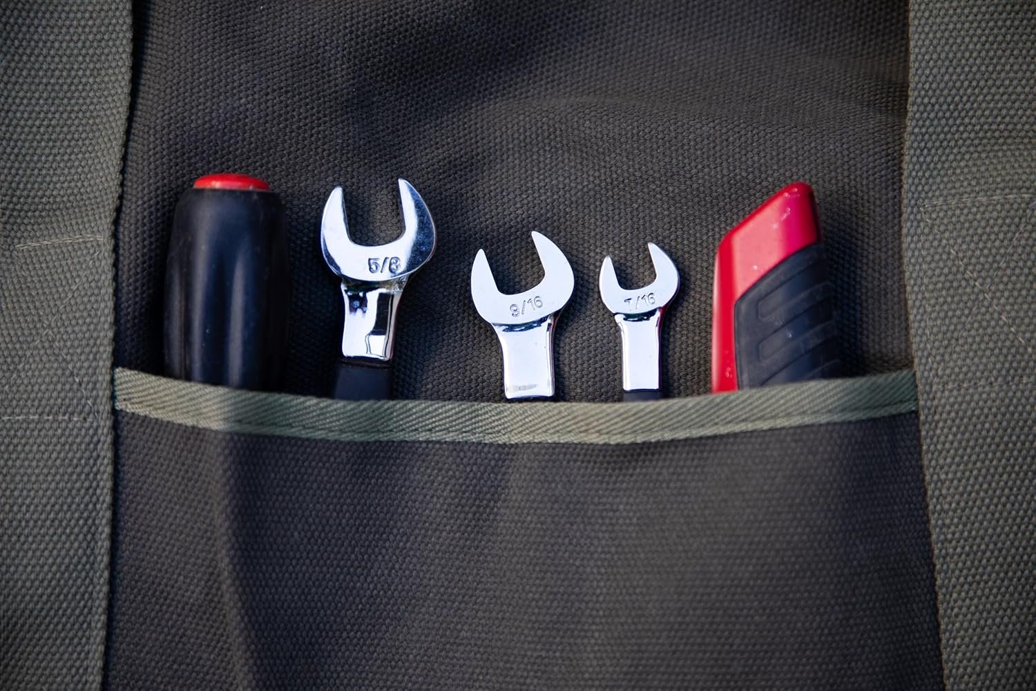 Private Label Waxed Canvas All Purpose Military Style Duffle Bag Custom Logo Water-Resistant Adjustable Strap Fully Lined Double Zipper Closure Heavy Duty Olive Green Manufacturer