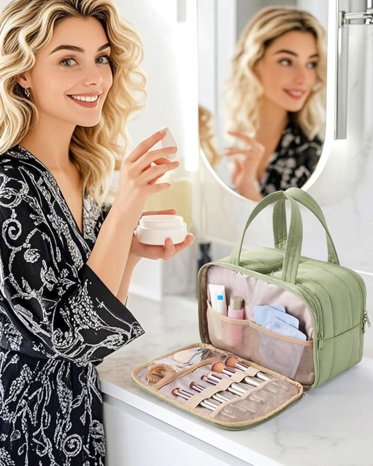 Custom Logo Puffy Large Travel Toiletry Bag for Women Private Label Lightweight Cosmetic Makeup Organizer with Handle Factory Direct (Green)